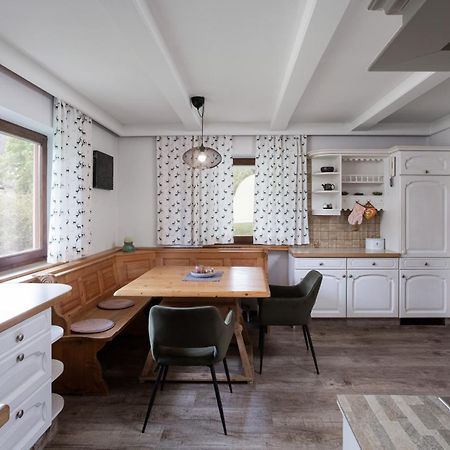Alpine View Apartments 尼登希尔 外观 照片
