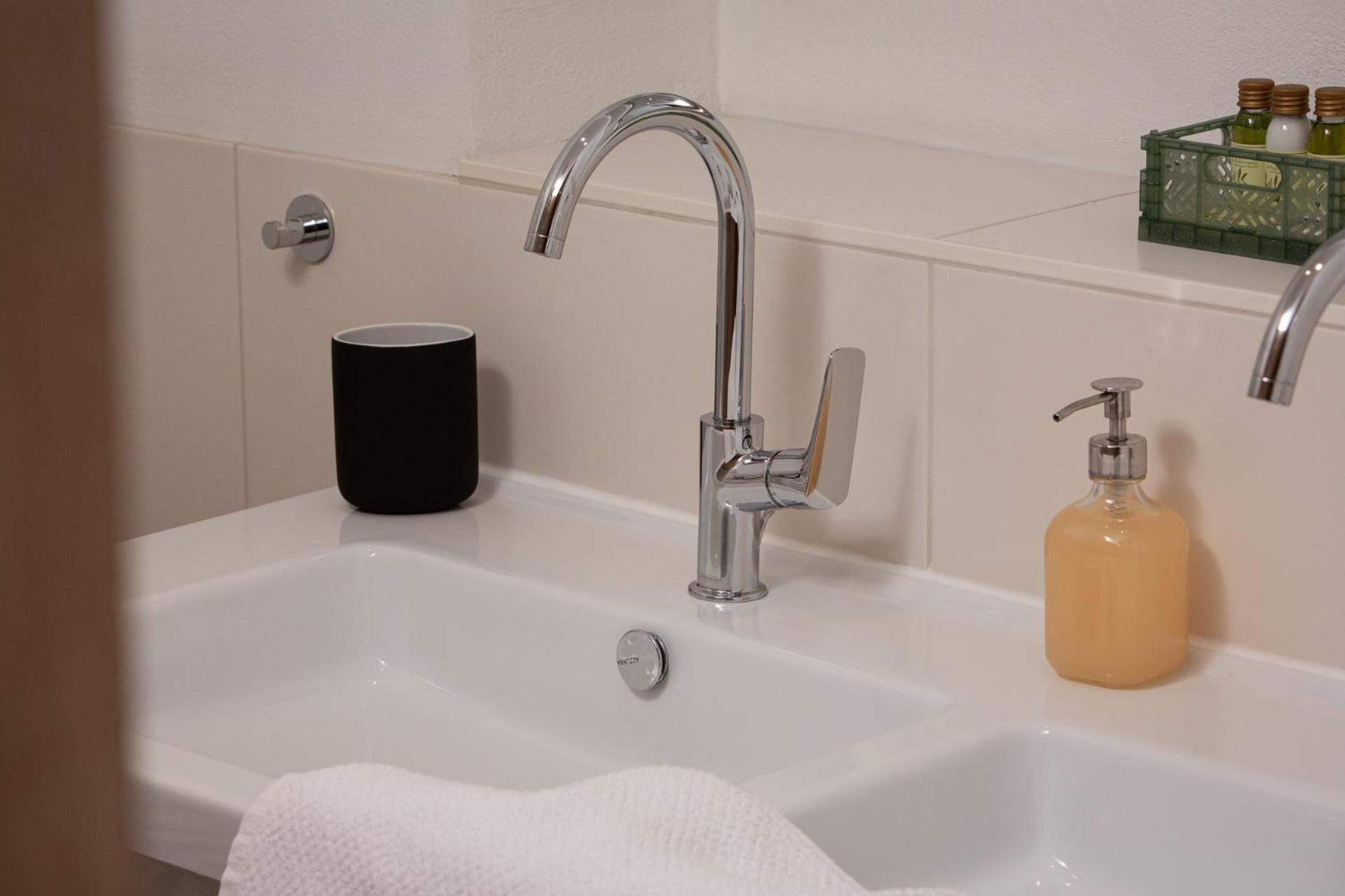 Alpine View Apartments 尼登希尔 客房 照片